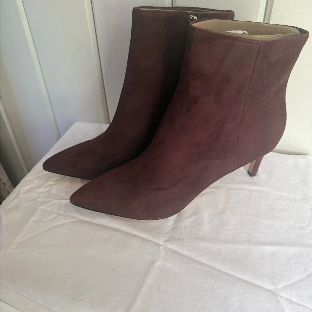Nine West brite kitten heel boots burgundy suede Ankle Boots